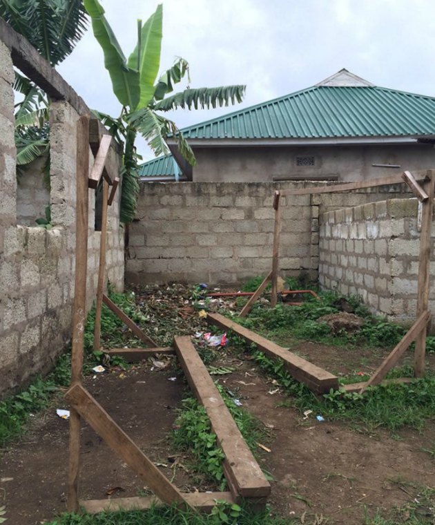 Indsamling til legeplads på Faraja Orphanage - Arusha -Tanzania Laura Dalbøge Amalie Lykke 6