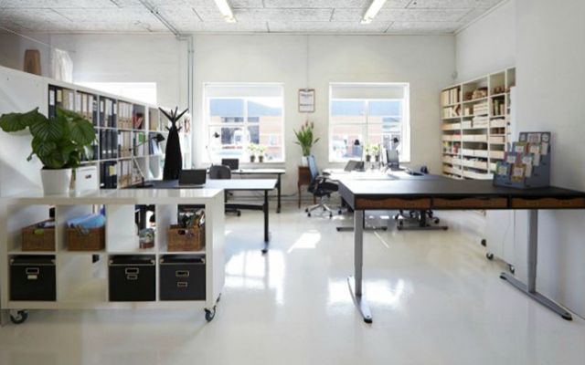Kontorplads udlejes – i kreativt og lækkert studie/kontormiljø i Risskov v. Aarhus